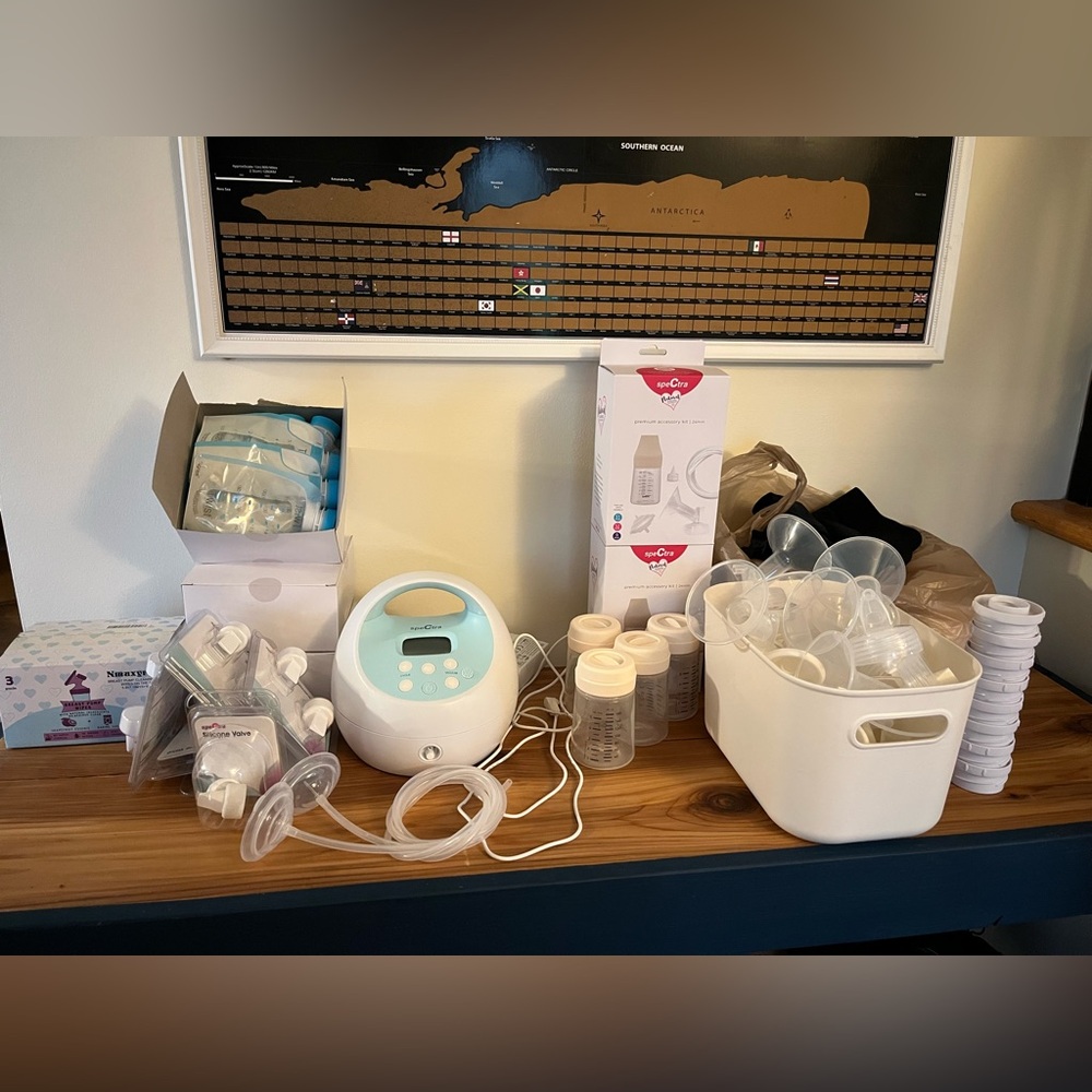 Pump Lot! Parts, Wipes, Bra, Flanges